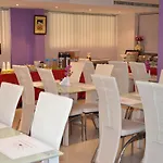 Al Jazeera Hotel Apartments Llc