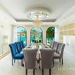 Lux - The Dubai Paradise Palace