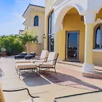 Nasma Luxury Stays - Frond D Palm Jumeirah