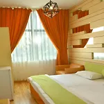 Everest International Hotel