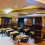 Oriental Corner Hotel