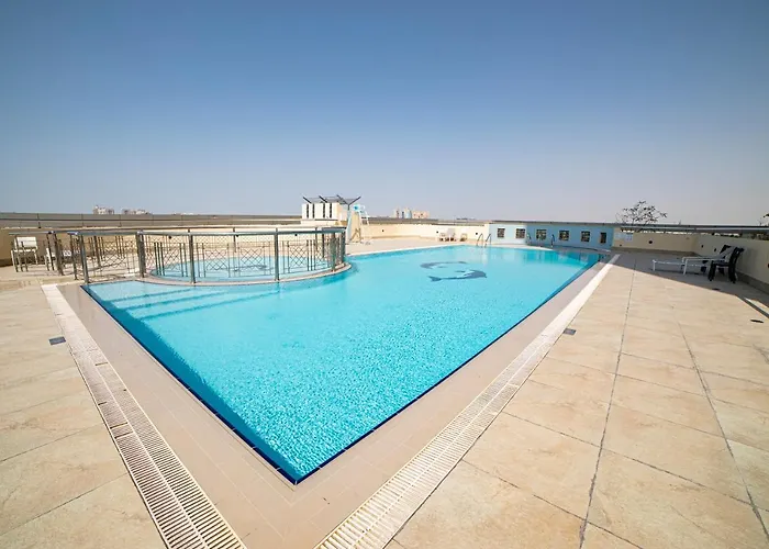 Fantastay Windsor Residence Studio W Pool, Gym, Wifi, Sauna