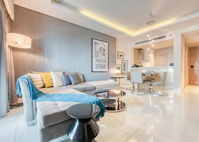 Maison Privee - Cool Dubai Apt Next Burj Khalifa & Design District