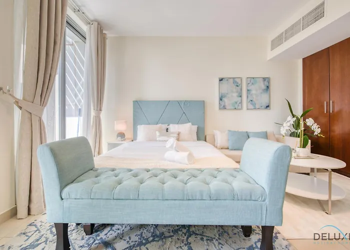 Exquisite Studio At Standpoint Tower Downtown Dubai By Deluxe Holiday Homes