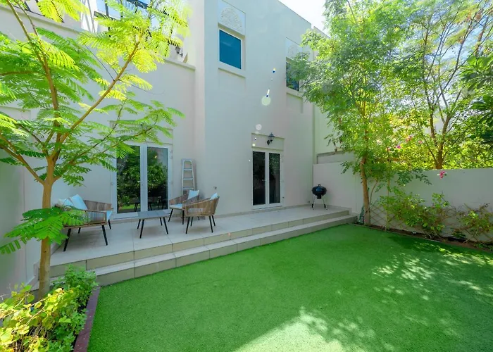 Alh Vacay - Al Furjan Quortaj Villa 3Br