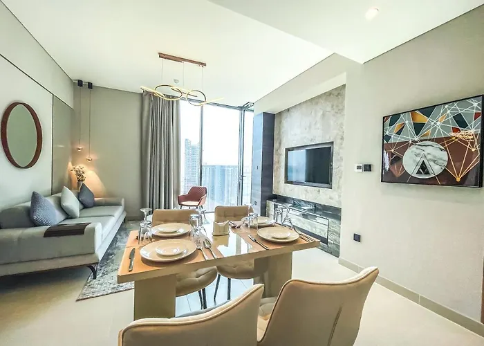 Stay By Latinem Luxury 2Br Holiday Home Cv B2513 Near Burj Khalifa