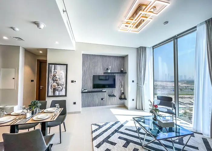 Stay By Latinem 2Br Holiday Home Cv B514 Near Burj Khalifa