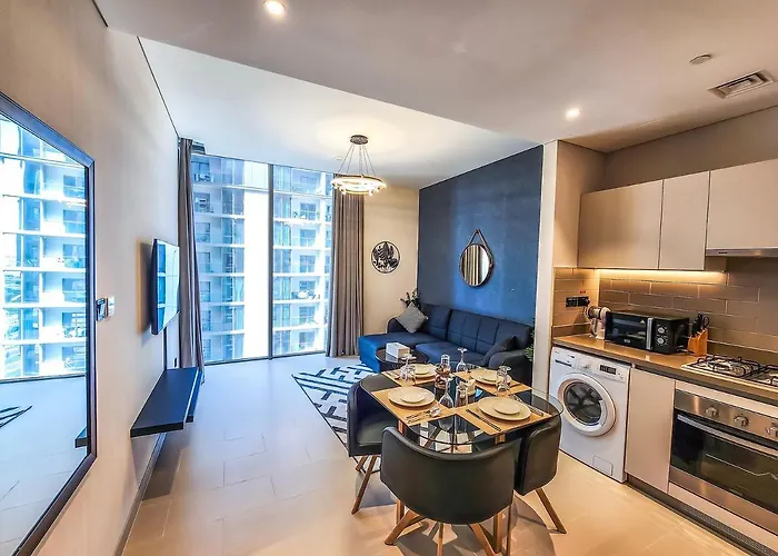 Stay Phenomenal 1 Bedroom Holiday Home Near Burj Khalifa