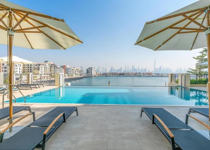 Ultimate Stay With Big Terrace, Amazing Sunset, Perfect For 4 People