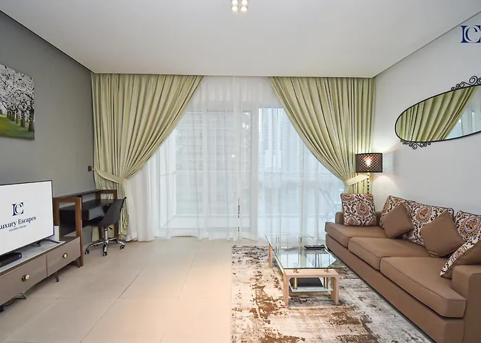 Luxury Escapes - Brand New 1Br Apartment West Avenue Marina