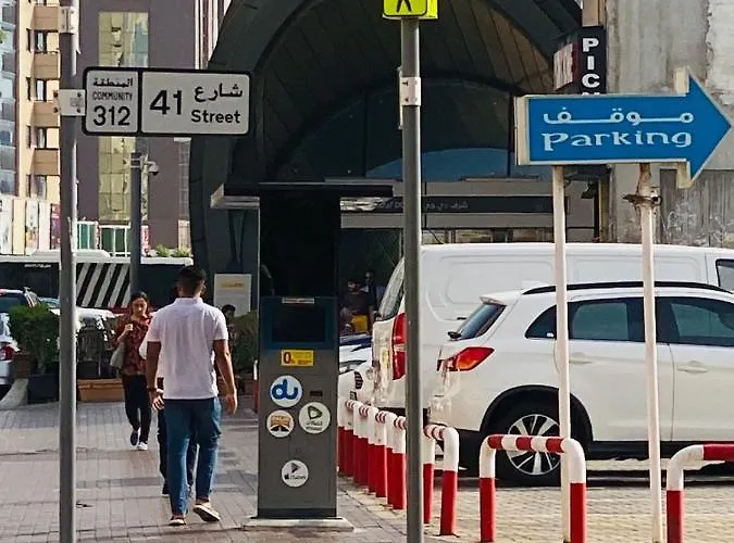 Top Stay Boys Hostel 1 Min Walk To Sharfdg Metro Station In Center Of Burdubai Market