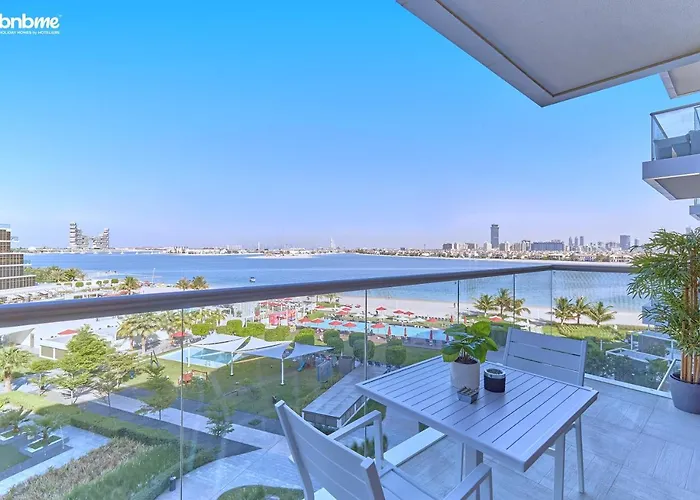 Bnbmehomes - The8 Palm Hotel