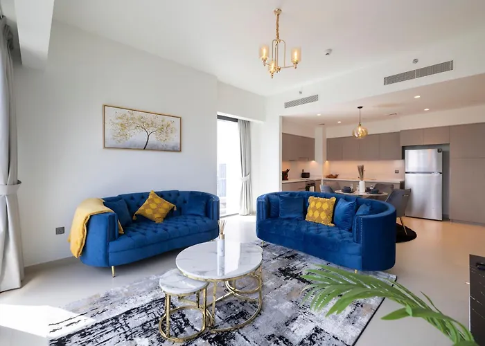 Luxury 2-Br Apt With Burj View