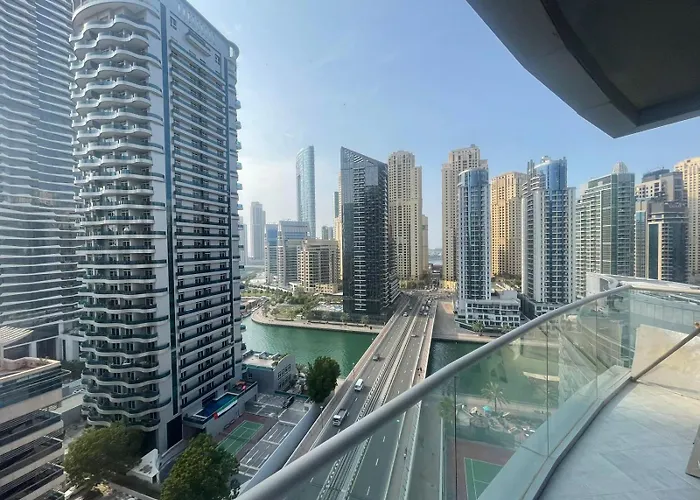 2 Bedroom & 3 Bath Apartment In Dubai Marina - Walking Distance To Jbr!\