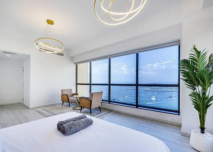 Jbr 3 Bedroom Apartment With Fantastic Ocean View