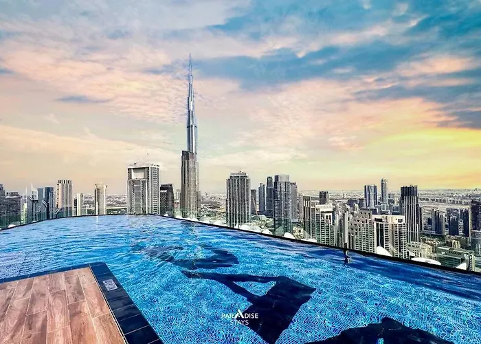 Paramount Midtown Hotel - Burj Khalifa Views