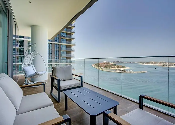 Luxury 4Br Apartment Full Seaview