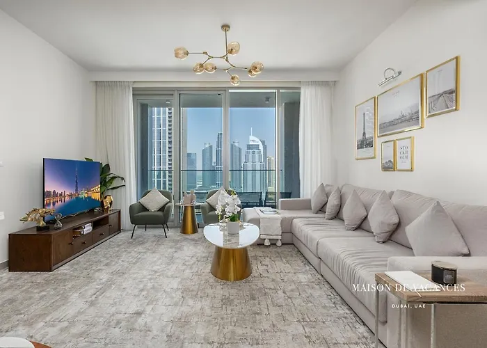 Three Bedroom In Downtown With Burj Khalifa View