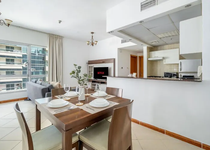 Guestready - Chic Living Near Dubai\'S Attractions