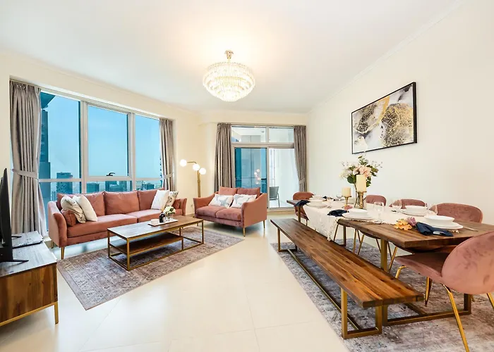 Marina Views - 2Br Luxury Apartment, High Floor, Torch Marina