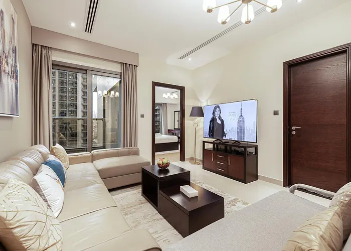 Luxurious Downtown Oasis By Burj Khalifa And Dubai Mall