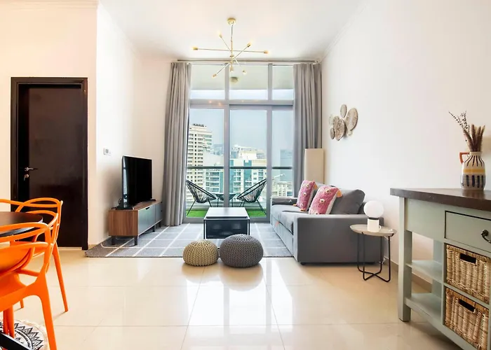 Cozy 1 Bedroom In Dubai Marina