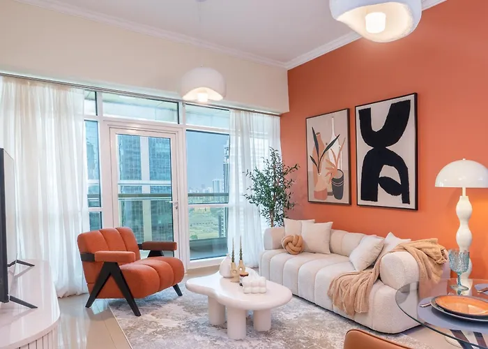 Stylish 1Br Apartment! Near Metro & Stroll To Dubai Marina