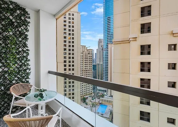 First Class 4Br Cozy Jumeirah Retreat
