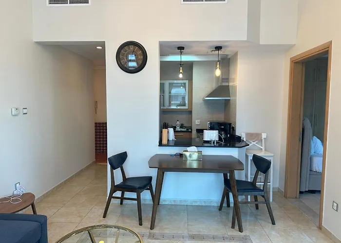 Your Home In Marina, One Bedroom