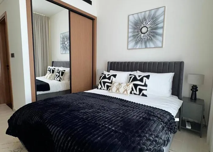 Trendy & Elegant 1Br In Jvc