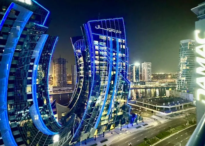 Chic 1-Bedroom Retreat With Stunning Canal View Near Burj Khalifa & Business Bay