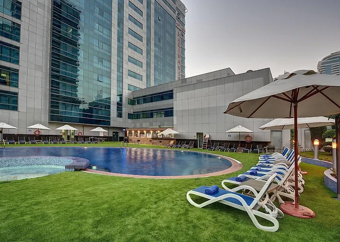 Marina View Deluxe Hotel Apartment