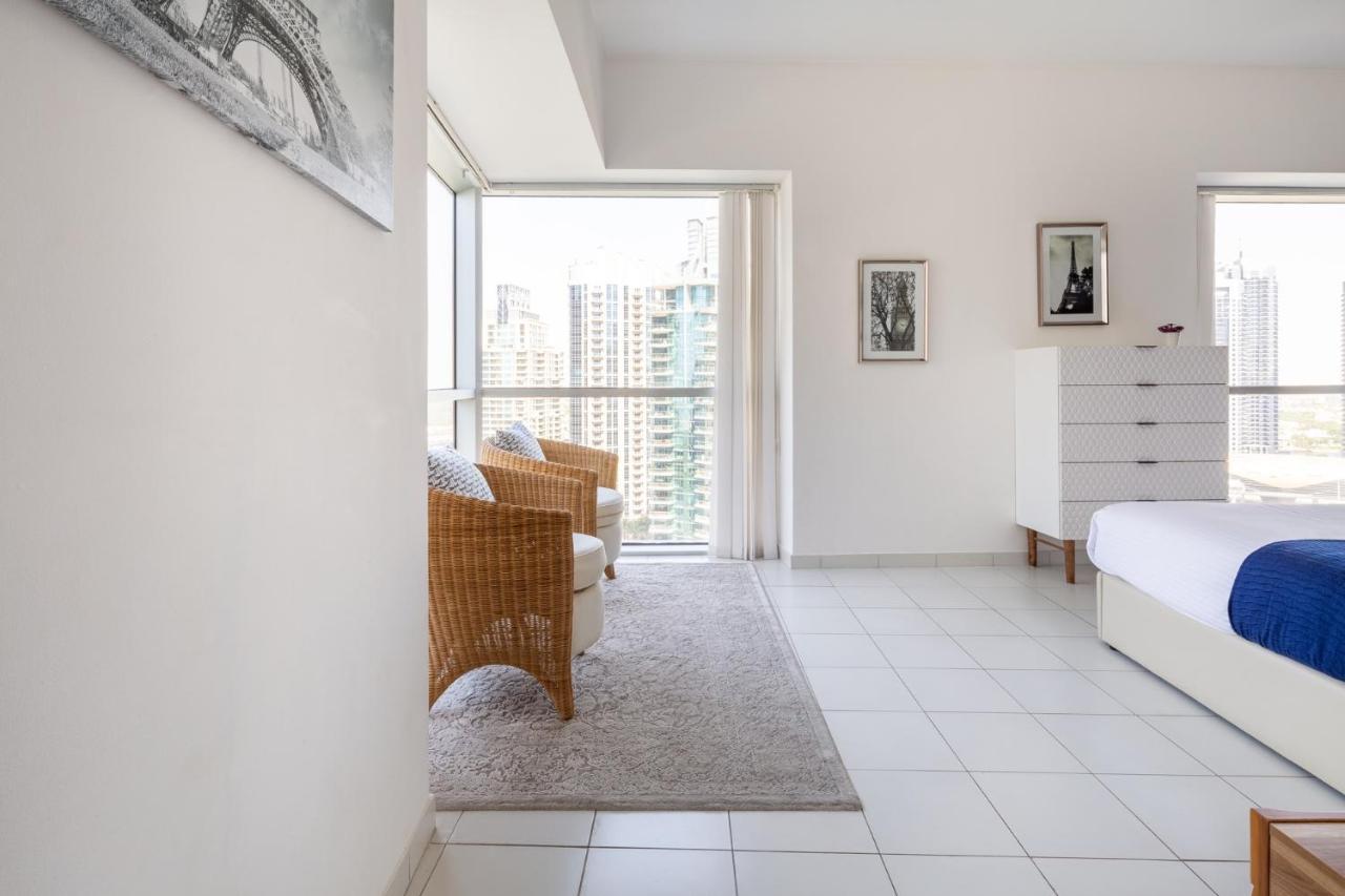Apartment Frank Porter - Marina Tower Dubai
