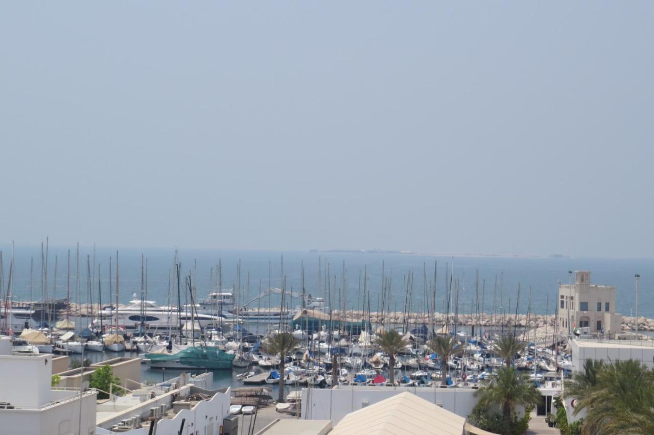 Walk Jumeirah Hotel 4*