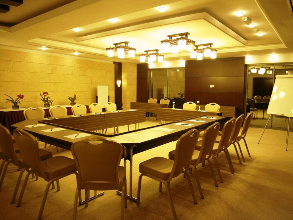 Grand Bellevue Dubai