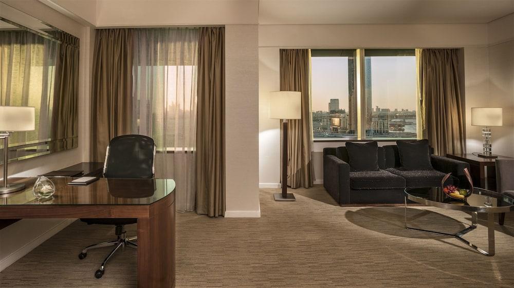 Hotel Crowne Plaza Festival Dubai