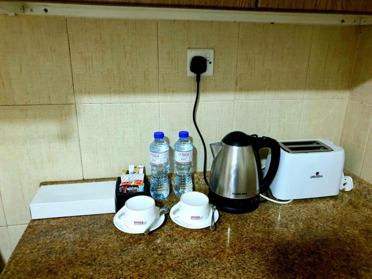 Aparthotel Fortune Classic Apartment, Airport ,near Dafza Metro Station