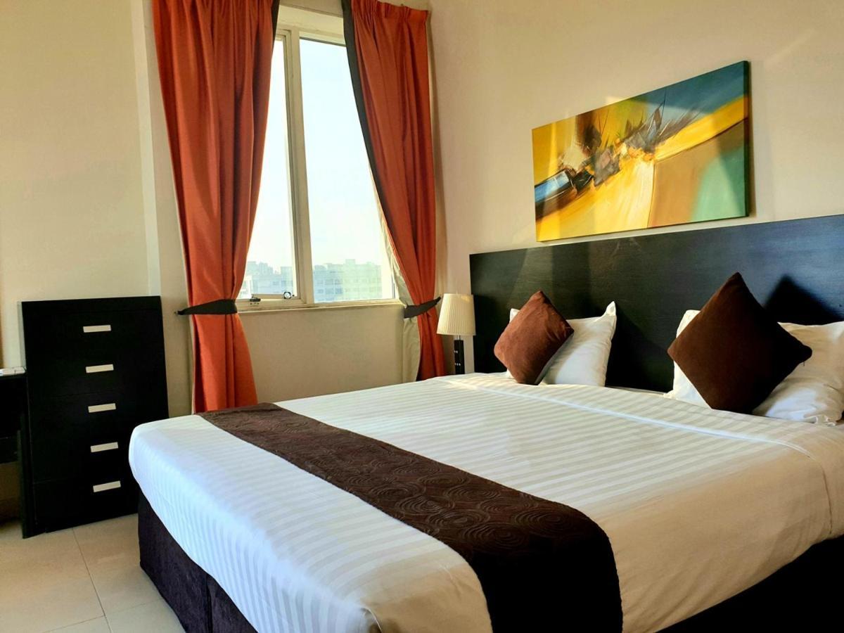 Fortune Classic Apartment, Airport ,near Dafza Metro Station 4*