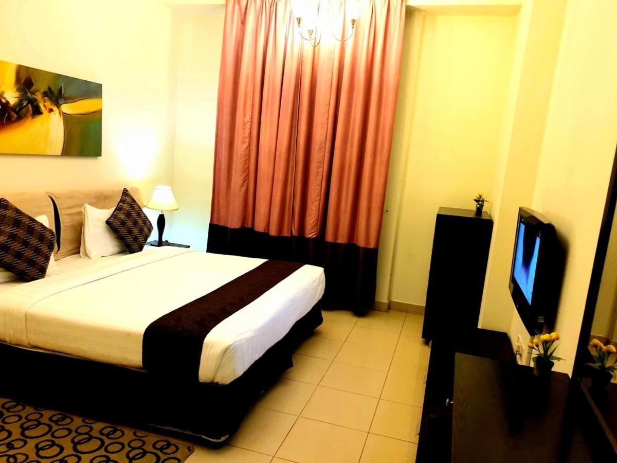 Fortune Classic Apartment, Airport ,near Dafza Metro Station Dubai