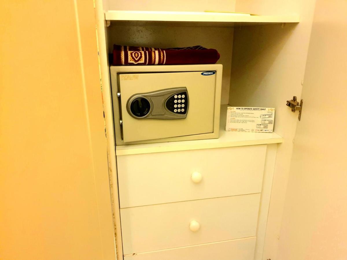 Fortune Classic Apartment, Airport ,near Dafza Metro Station 4*