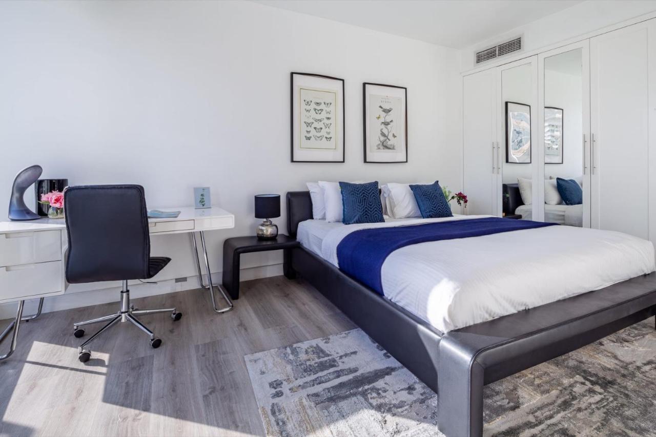 Frank Porter - Damac Waves Apartment