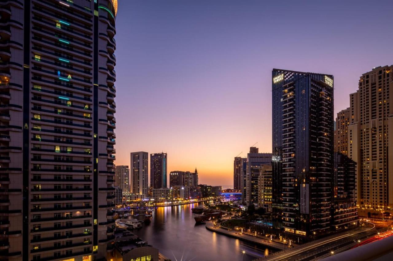 Apartment Frank Porter - Damac Waves