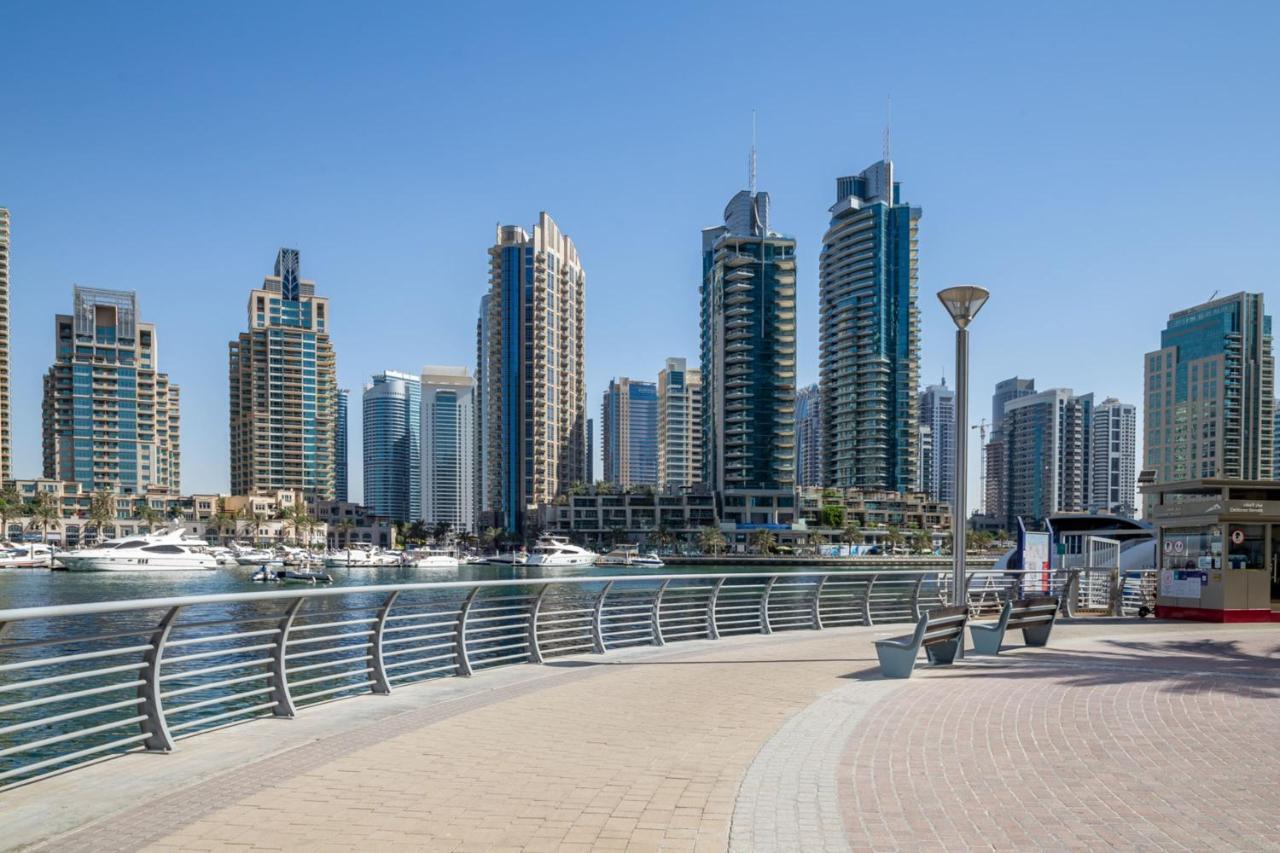 Frank Porter - Marina Tower Dubai