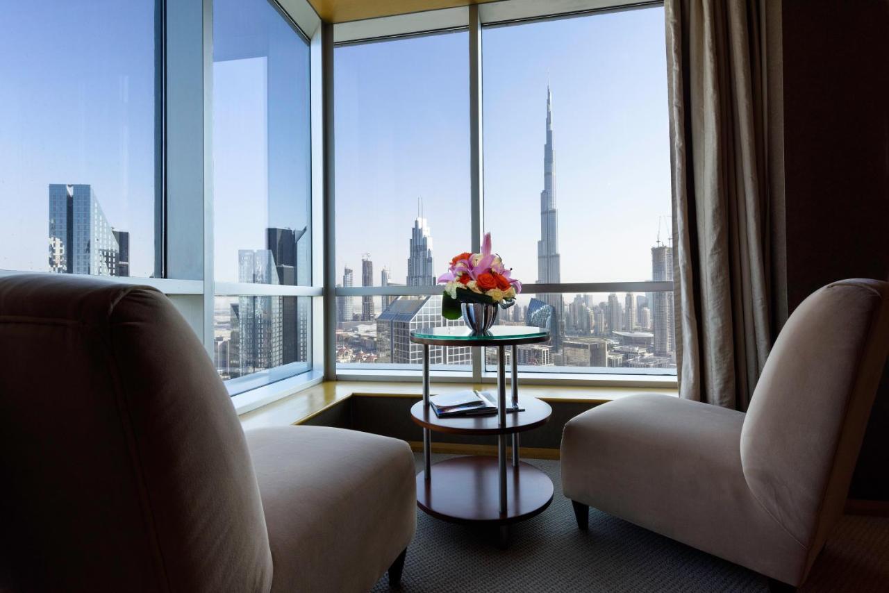Shangri-la Hotel 5*