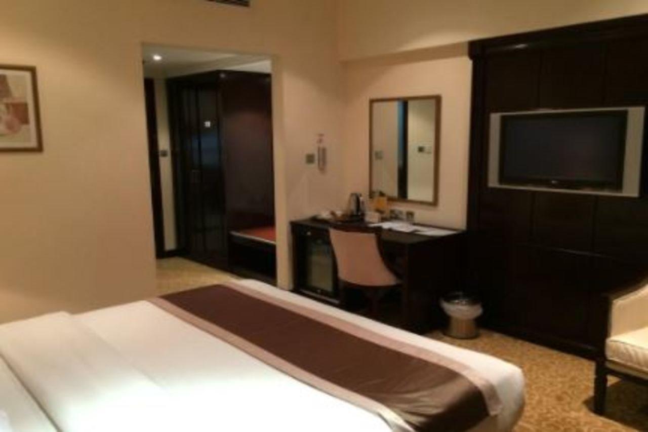London Hotel Dubai