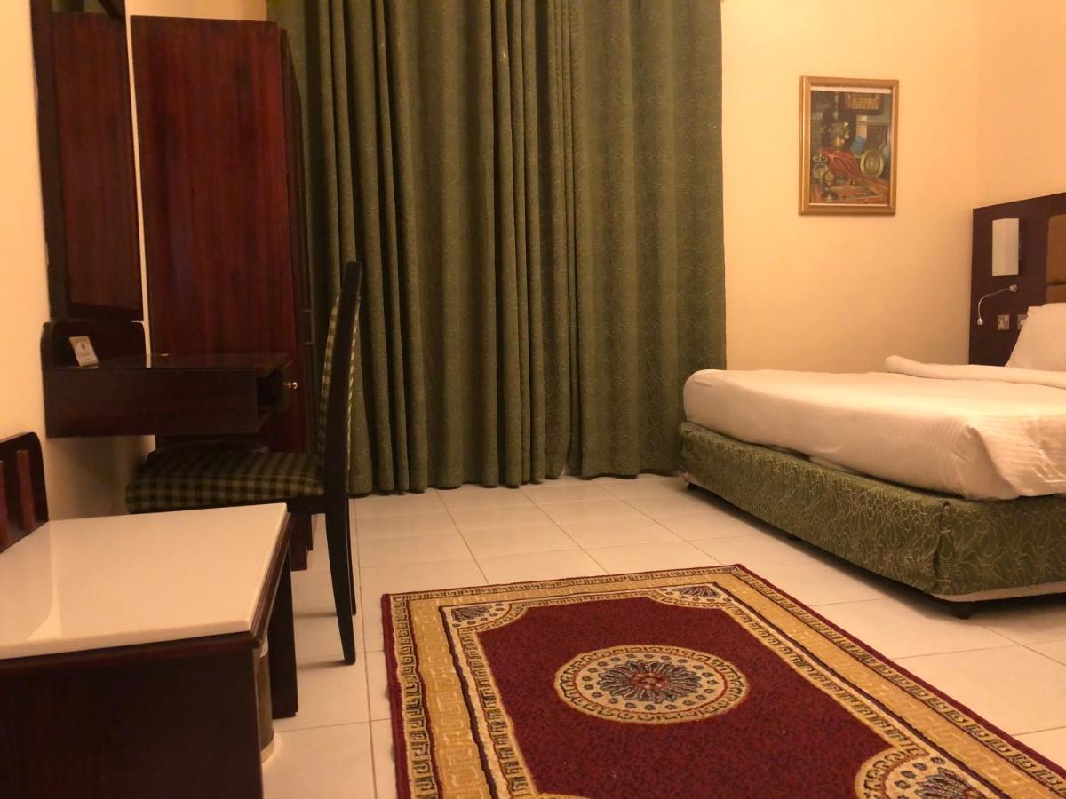 Hotel New Royal 2*