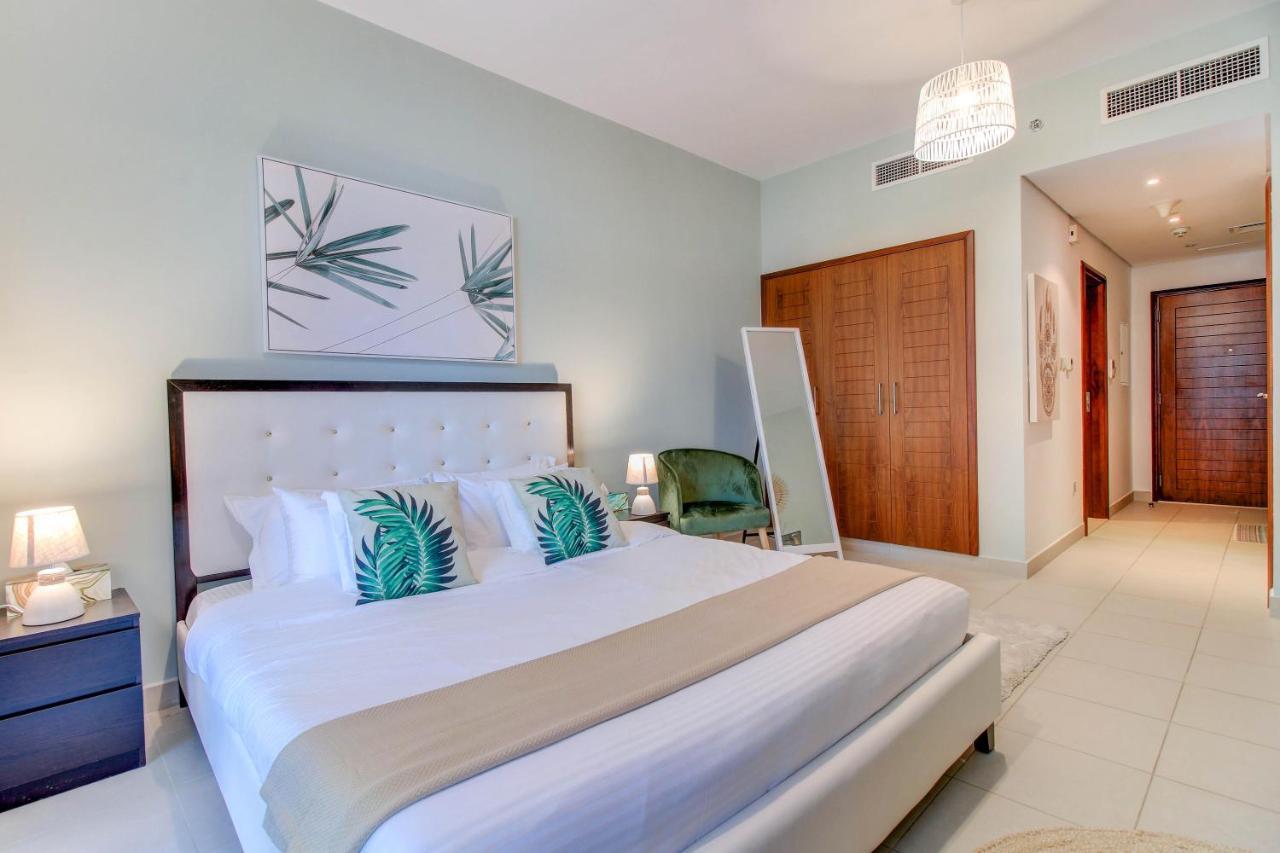 Apartment Durrani Homes - Luxurious Near Mall With Pool View Dubai