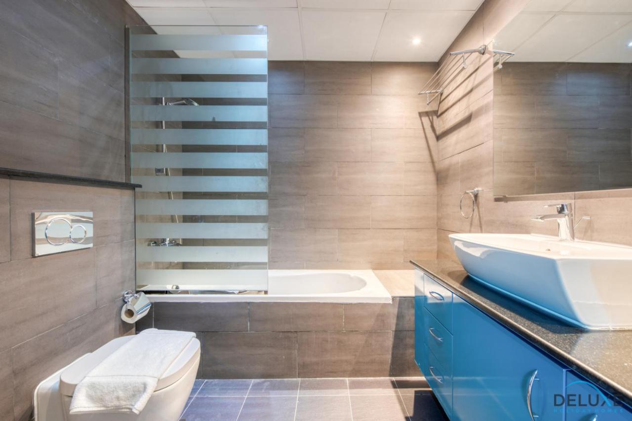 Apartment Lovely 2br At Dec Tower 2 Marina By Deluxe Homes Dubai