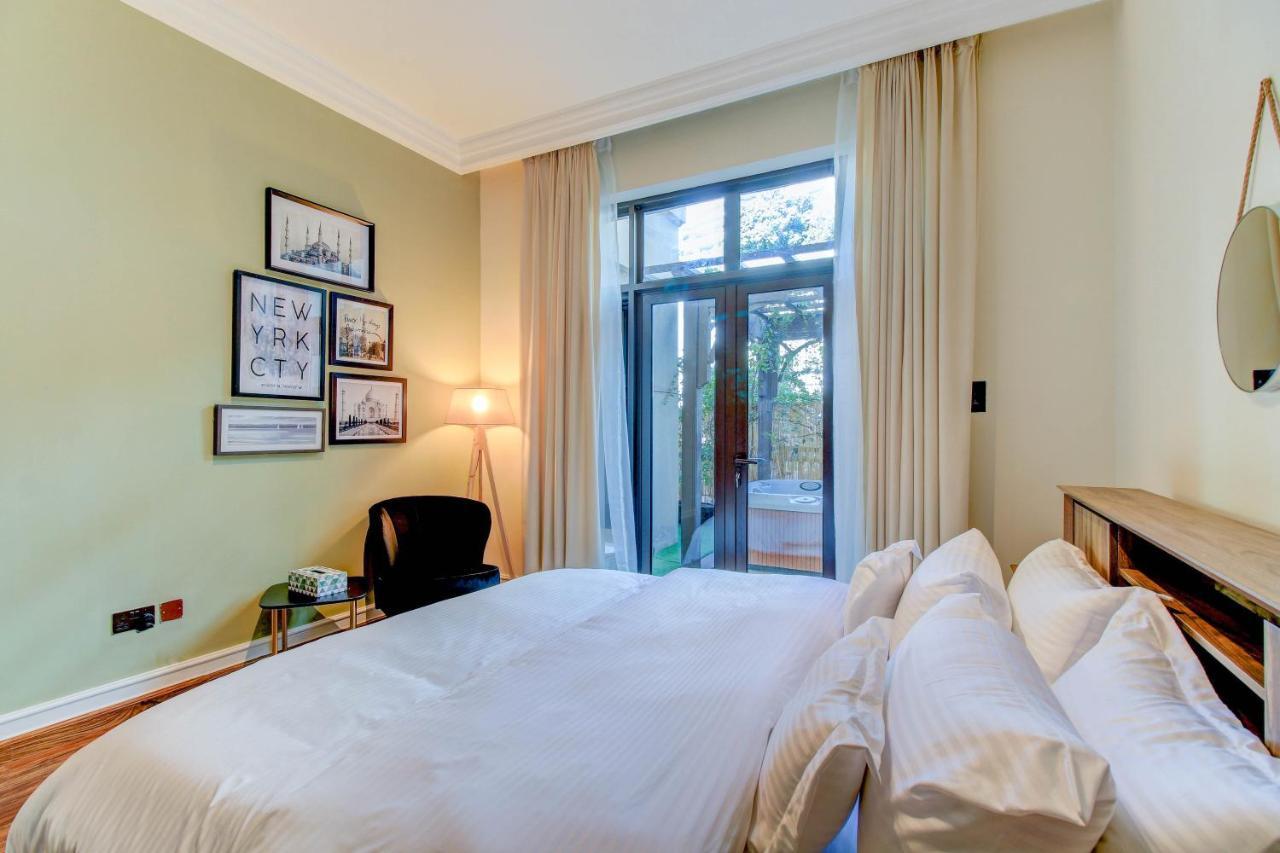 Durrani Homes - Souk Al Bahar 2br Besides Burj Khalifa & Mall Apartment Dubai