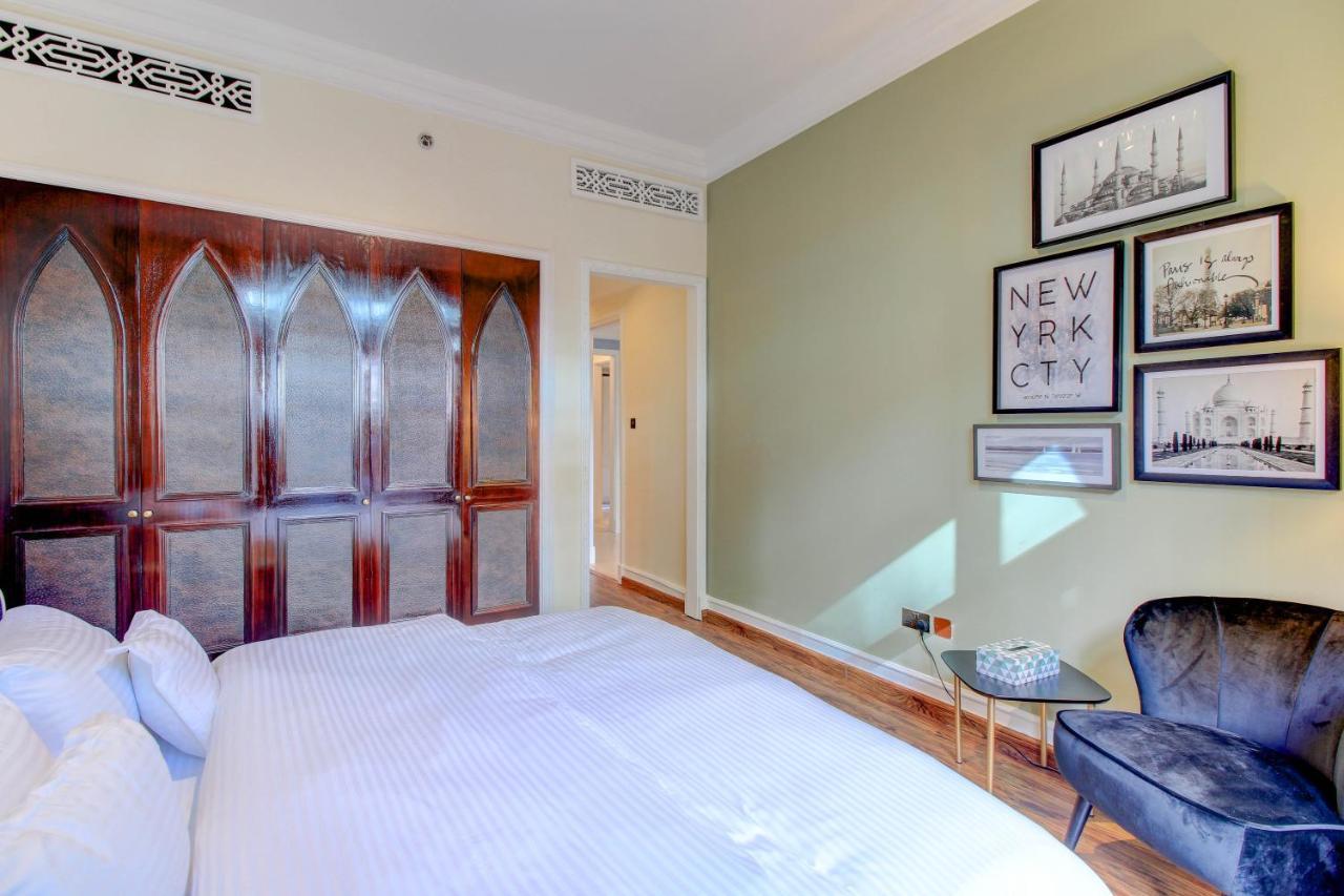 Durrani Homes - Souk Al Bahar 2br Besides Burj Khalifa & Mall Apartment Dubai